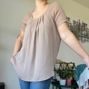 Airy Taupe Blouse with Short Sleeves - S